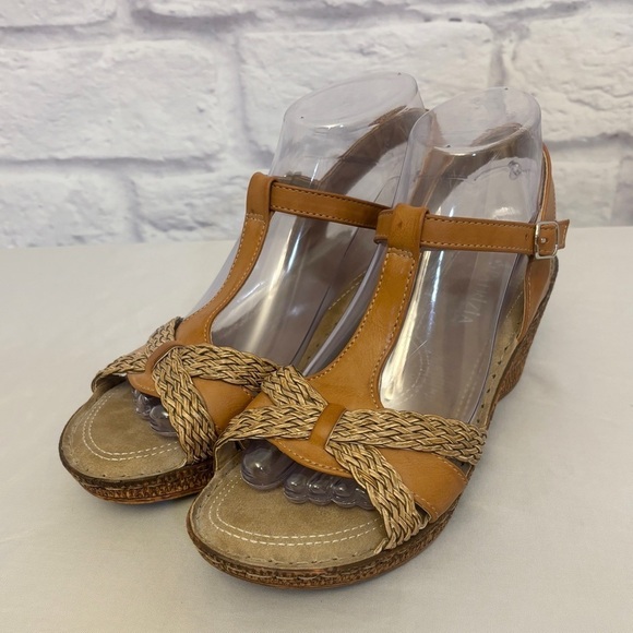 Patrizia 8 Spring Step Malorie Camel Wedge Women’s Tan Sandals Comfort Shoes - Picture 2 of 13